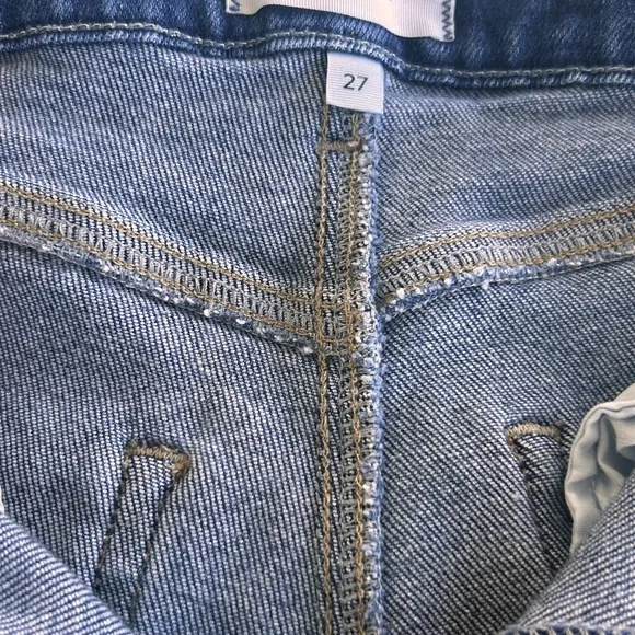 Paige Anessa dark wash jeans size 27, pre owned in perfect condition. - Picture 6 of 6